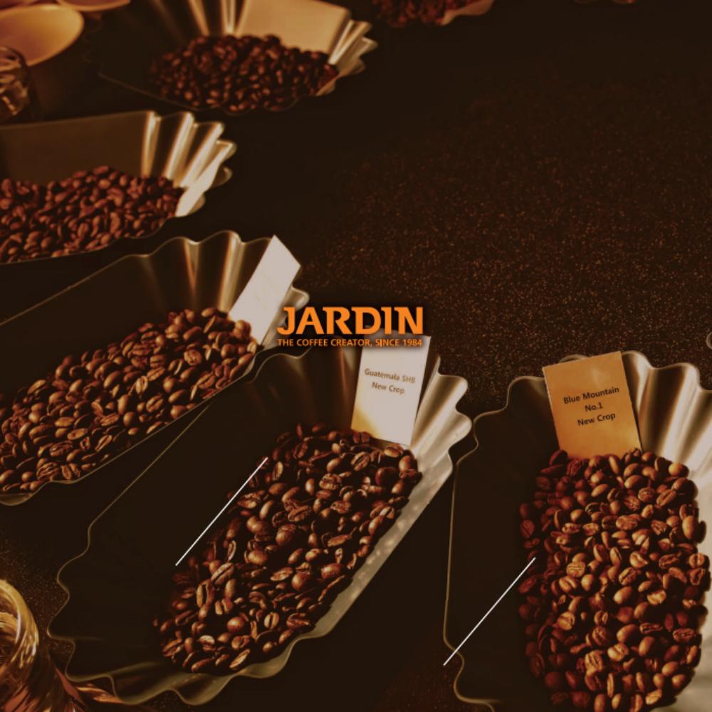 Real Iced Americano, Real Iced Mocha Java, Real Iced Hazelnut, Real Iced Cappuccino,